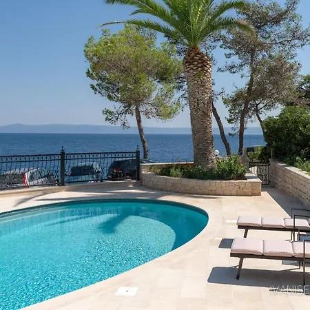 Villa Azura Brac Villa *